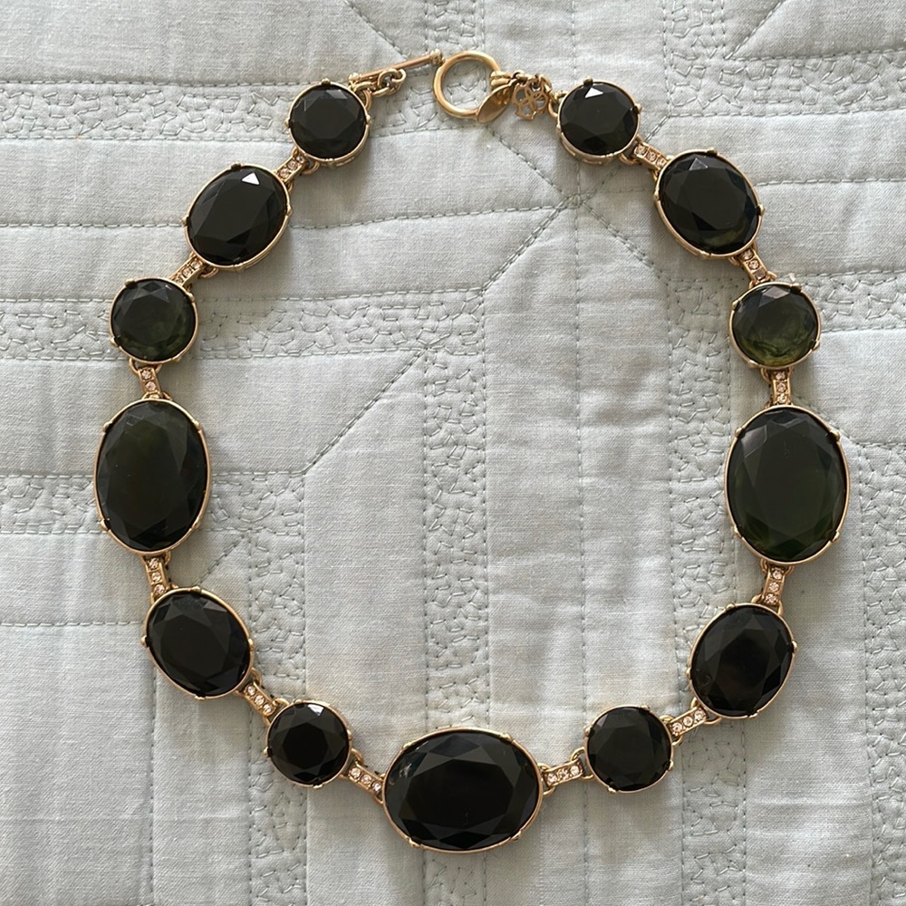Ann Taylor smoke green statement necklace